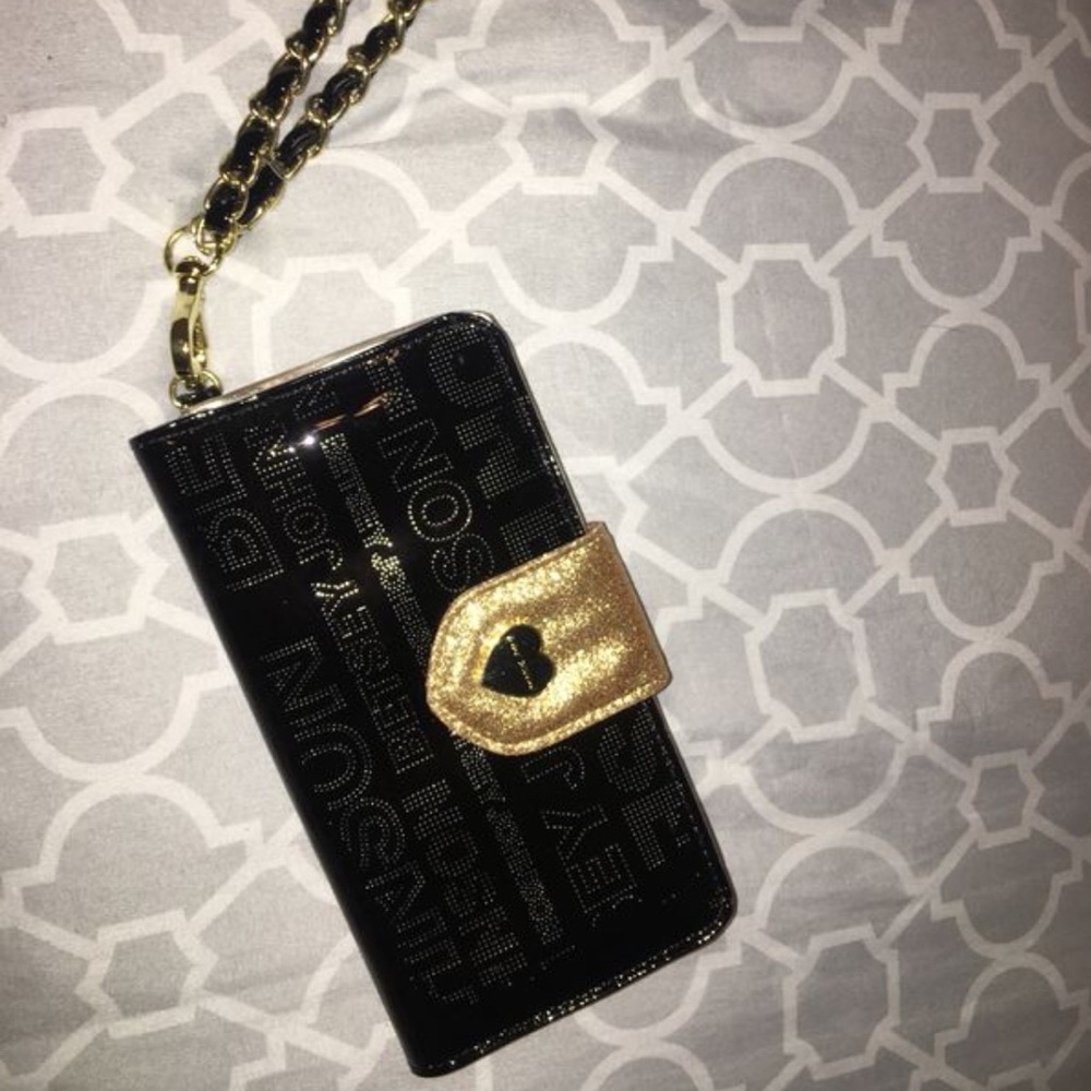 Betsey Johnson hand wallet